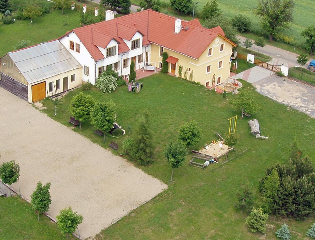 Pension U Barona Prášila Ořech Esterno foto